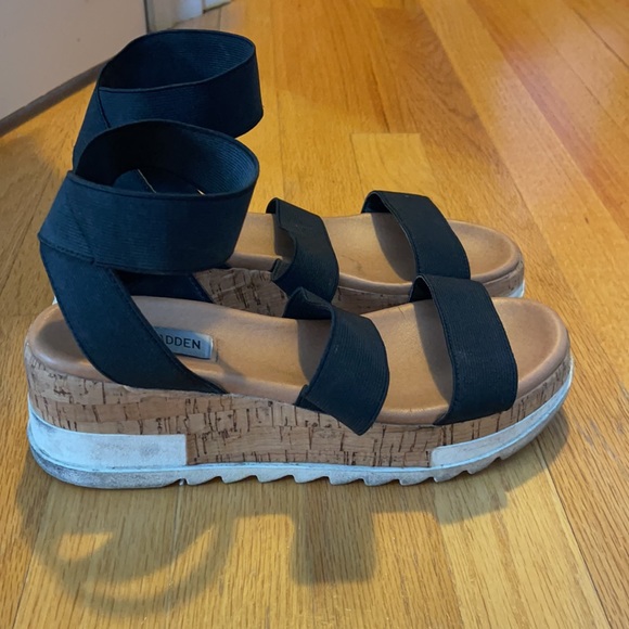 Steve Madden Platform Sandals - Picture 6 of 7